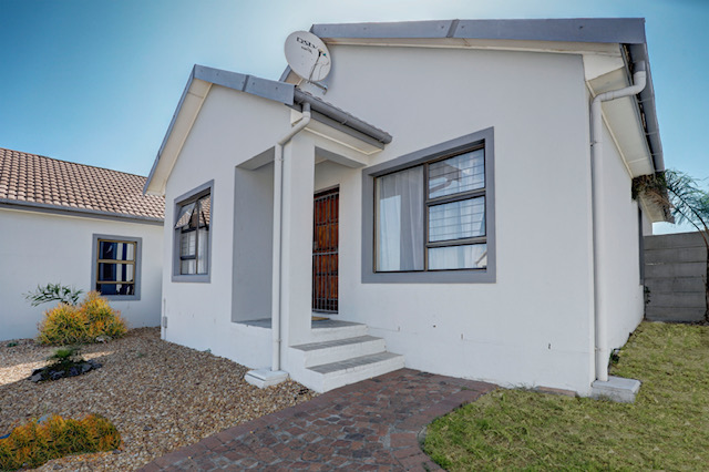 3 Bedroom Property for Sale in Protea Heights Western Cape